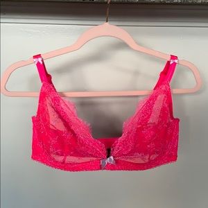 Victoria’s Secret Very sexy unlined plunge bra